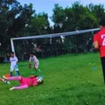 Latihan rutin dengan pelatih pelatih yang berpengalaman