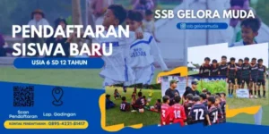 Skuad SSB Gelora Muda Kelompok Umur 2015 berfoto bersama piala kemenangan setelah menjuarai turnamen Fun Game Taboka 2026.